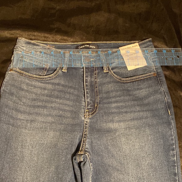 Jeans - Picture 8 of 11